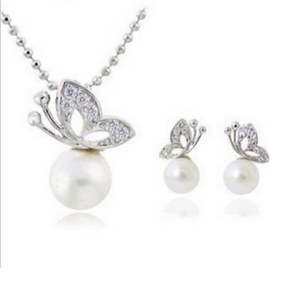 Vintage set of necklace+earrings pearl jewelry …